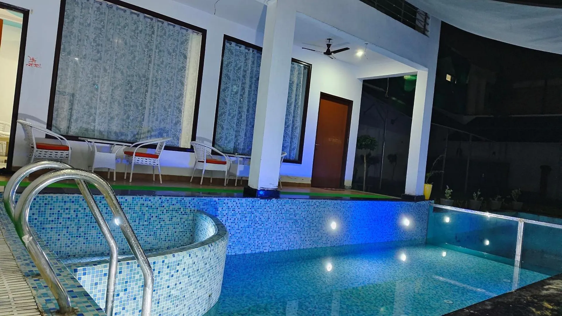 Aqua Heaven Resort Agra  Farm stay
