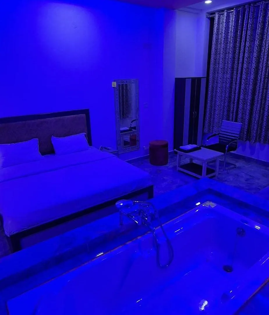 Farm stay Aqua Heaven Resort Agra